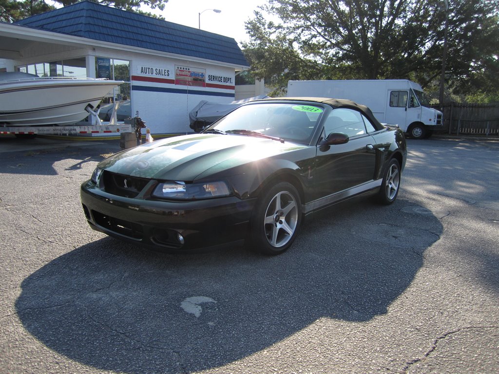 2003 Ford Mustang Cobra SVT 10th Anniversary